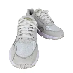 アディダス adidas Falcon ローカットスニーカー レディース  24