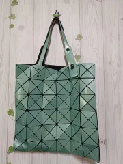 BAO BAO ISSEY MIYAKE ルーセント トートバッグ