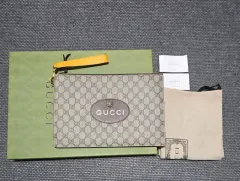 グッチNEOヴィンテージクラッチバッグ