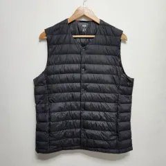 ユニクロ ウルトラライトダウン ベスト