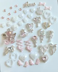 No.395　ネイルパーツ　ピンク　ホワイト　シルバー　くま　リボン　ハート