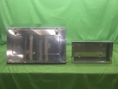 【中古】デコトラ  デコトラ 工具箱 ナンバー枠 セットのサムネイル