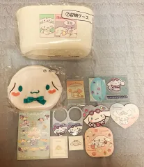 サンリオ シナモロール ポーチ アクリル スタンド ウエハース カード セット