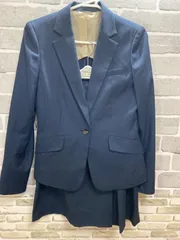 A【A25-97】◇ Carreman    ジャケット11ARサイズ   スカート11サイズ   スーツ　紺色