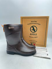 Item thumbnail for item e5fda650-749e-4647-8020-23995948545b