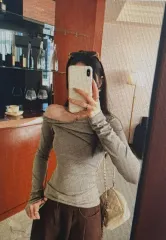 (海外配送)オフショルダー長袖Tシャツ(複数カラー)