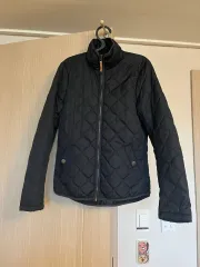 最近流行のH&M キルティングジャケット ショートキルティングジャケット 軽量ダウンジャケット ブラック EUR 38