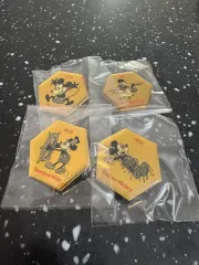 ミッキーマウス ヴィンテージ 記念 バッジ 4種 セット