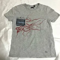 IKKS グレー　霜降りタコ・フラッグ柄　Tシャツ　10歳