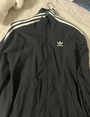 アディダス トラックジャージ ウィンドブレーカー ジャケット s