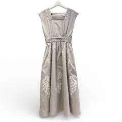 美品 Chesty チェスティ ウィステリアワンピース サイズ0 ペールグレー ロングワンピース 定価¥28600 フレンチスリーブ タフタ生地 ロングワンピース パーティー 女子会 レディース 夏 ゴーゴー古着マルイ草加店2946