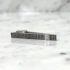 美品 Yves Saint Laurent イヴサンローラン ネクタイピン 銀 SILVER キルティング チェック