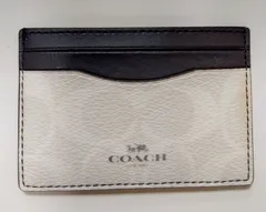 M20　コーチ　COACH　カードケース　定期入れ　パスケース　状態良好　シグネチャー柄