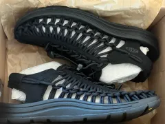 キーン ユニーク サンダル ブラック 1014099