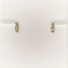 ブルートパーズ　ピアス