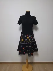 ブラック フラワー 刺繍 ONE PIECE