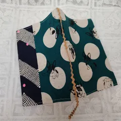 【文庫本サイズ】ブックカバー　切り替えフレンチブルドッグ　グリーン系　ハンドメイド