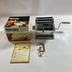 Item thumbnail for item f863a7cf-a414-414f-974b-0da8a9466baa