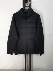 ユニクロ 軽量ダウンジャケット ブラック m