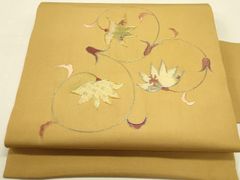 244 名古屋帯 縮緬 水仙 黄色 クリーム色 落款入り 作家物 帯 着物 