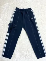 アディダス カーゴ トレーナー