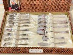 【SK236】ピエールカルダン　カトラリーセット　合計17本　スプーン3種　フォーク　バターナイフ　箱入　Pierre Cardin ステンレス食器 ブランド雑貨 西洋膳道具のサムネイル