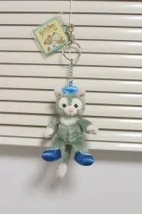 香港ディズニー ゲル・トニ キーホルダー / 服もあります /