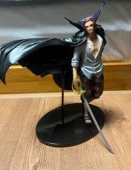 ONE PIECE シャンクス BANPRESTO(バンプレスト) WORLD Figuren
