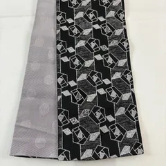 【美品】半幅帯 優品 薔薇 幾何学模様 黒 化繊 【中古】