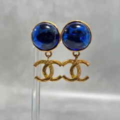 CHANEL シャネル イヤリング 93P 刻印有　社外ストーン　ココマーク ブルー ストーン　ヴィンテージ ゴールド 金 メッキ ロゴ 揺れる ドロップ 丸型 大粒 青 レディース アクセサリー 定番 人気 希少 デカココ