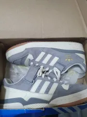 アディダス フォーラム ロー グレー スニーカー 260