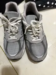 ニューバランス990v5