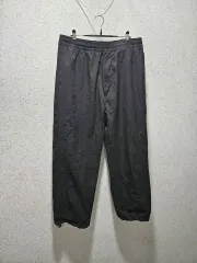 32) ザラ キルティング ハイテック パンツ 8281 397 ブラック