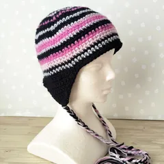耳あて付きニット帽　手編み　バラクラバ　イヤーマフ　ビーニー　クロシェハット　クラッシャーハット　イヤーフラップ　ピンク