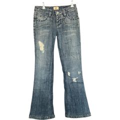 Item thumbnail for item 6f273574-d492-4f9a-93bc-b78ffbd1ff16