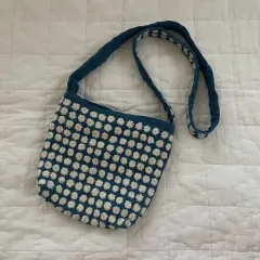 刺し子 花 刺繍 バッグ