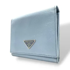 美品 プラダ PRADA サフィアーノレザー 二つ折り財布 トライアングルロゴ 水色 ライトブルー レディース コンパクトウォレット M5