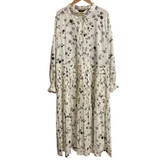 新品同様 INGEBORG インゲボルグ パールカメリアpt.ワンピース A2243FA 453 サイズ4 ホワイト レディース 古着 中古 USED