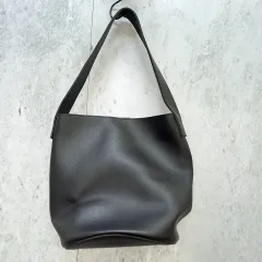 earth music&ecology アースミュージックアンドエコロジー トートバッグ バケツ型 シンプル モードライク ショルダーバッグ ブラック 〇□