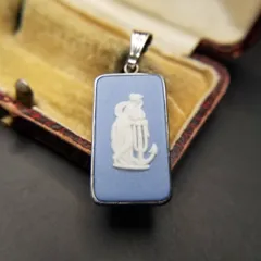 Wedgwood ジャスパー 考える女神 925 シルバー ヴィンテージ チャーム 銀 ペンダントヘッド レクタングル 水色 陶器 Made in England Y25-R
WEDGWOOD