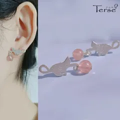 耳钉 シルバー925 猫モチーフ ねこモチーフ キャット 動物  苺水晶 天然石 揺れるピアス ボールチャーム 誕生日プレゼント 記念日ギフト 冬  上品 癒し系 存在感 普段使い 彼女へのプレゼント 自分へのご褒美 送料無料 即購入OK 最短当日〜翌日発送