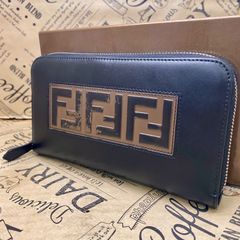 FENDI カールラガーフェルド 長財布 スタッズ フィンディ長財布 - メルカリ