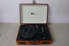 Item thumbnail for item 68967f40-65ab-41b0-ae5a-fe027f6ff314