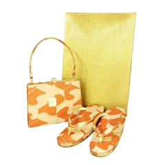 X01068 和装用バッグと草履セット ぜんび54113208 和装小物 礼装用 卒業式 結婚式 お祝いの席 幾何学模様 朱色とベージュ