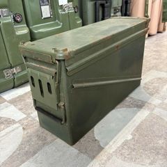 米軍実物 AMMO BOX 40mm 32CARTRIDGES 弾薬箱 - メルカリ