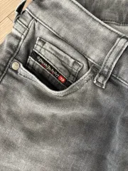 DIESEL ウォッシュ デニム ズボン グレー