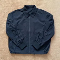 ファミマ　ジップアップジャケット