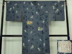 平和屋着物○上質な色無地 遠山文 退紅色 金通し地 正絹 逸品 未使用