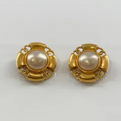 CHANEL（シャネル）ココマーク　フェイクパール　イヤリング　ヴィンテージ　2・9　ゴールド