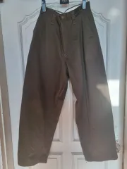 UNIQLO U ワイドチノパンツ 38ダークブラウン 82